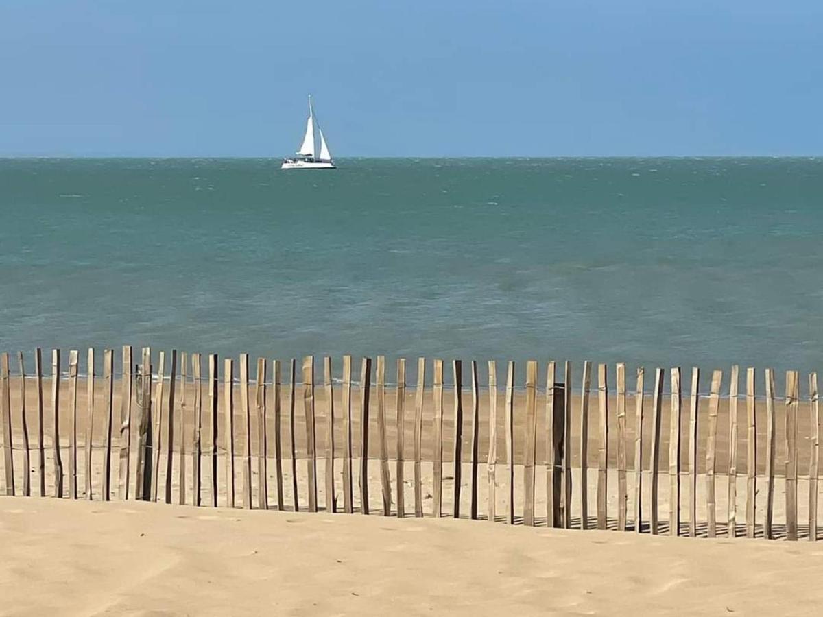 Duplex 3 Pieces A Deux Pas De La Plage Avec Parking - 4 Pers - Fr-1-706-16 Chatelaillon-Plage Bagian luar foto
